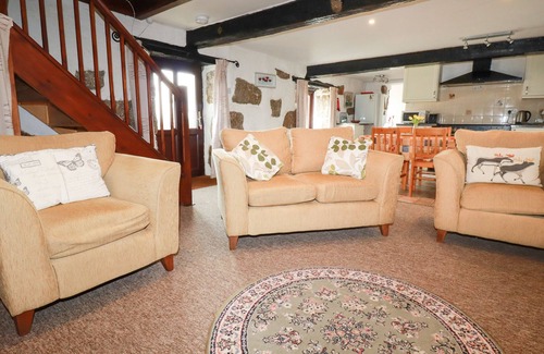 Bodmin Cottage | FOXES, family friendly, character holiday cottage in Lanivet