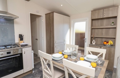 Runswick Bay Cottage | FOXGLOVE LODGE, pet friendly, character holiday cottage in Staithes