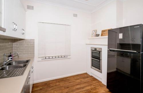 West Tamworth House | Foxton