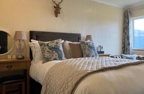 Foyers Hotel | Foyers House
