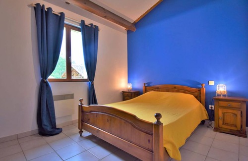 Blanquefort-sur-Briolance House | 90 m² House ∙ 2 bedrooms ∙ 5 guests