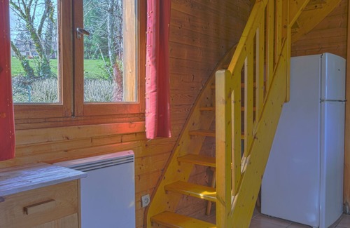 Camps-Saint-Mathurin-Leobazel House | Cottage du Lac by Interhome