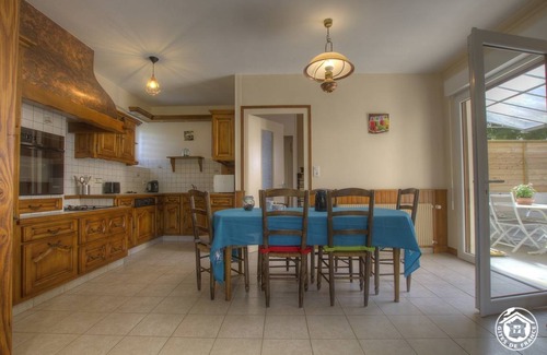 Saint-Didier-sur-Chalaronne House | 102 m² Gîte ∙ 3 bedrooms ∙ 6 guests