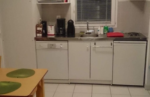 Saint-Geniez-d'Olt Apartment | Appart T2 Dans Village Vacance 3 St Geniez D'olt Avec Balcon