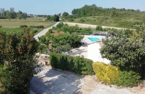 Saint-Jean-de-Maruejols-et-Avejan Other | Large cottage in a charming farmhouse with swimming pool
