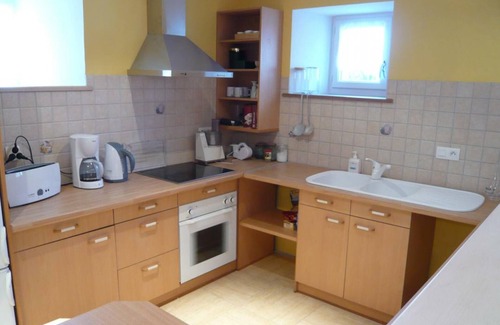 Saint-Sauveur-Lendelin Cottage | Cozy Gîte with Terrace, WiFi, near Mont St-Michel and Cotentin