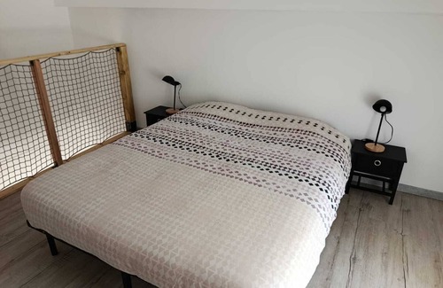 Faverolles House | Small house in the country