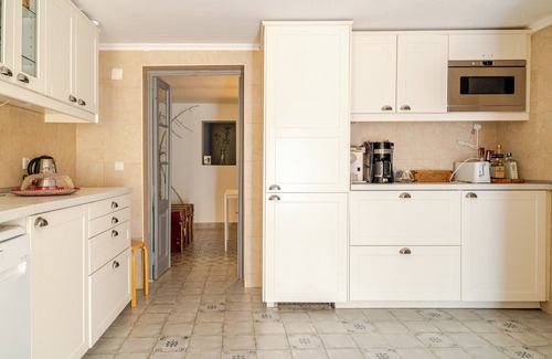Alfama Apartment | Fragrant Garden Apartment