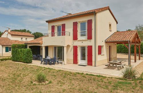 Les Forges Resort | FranceComfort - L'Aveneau Vieille Vigne