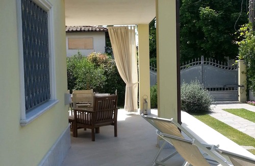 Marina di Pietrasanta Villa | Francesco's Villa -with private swimming pool and whirlpool -Marina di Pietrasanta