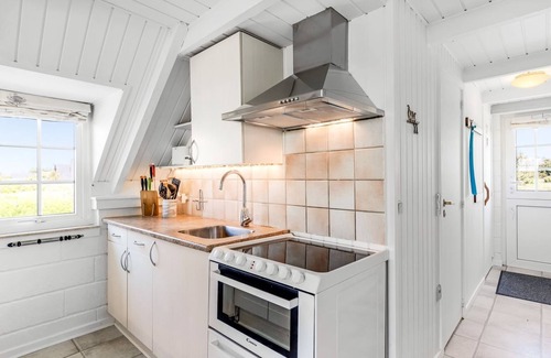Nørre Lyngvig House | "Franciska" - 800m from the sea by Interhome