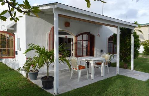 Silver Sands Apartment | Frangipani Apartment