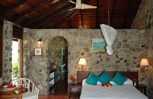 Mount Pleasant Bay Hotel | Frangipani Hotel