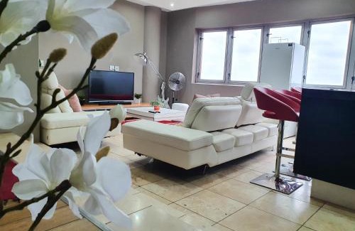 Downtown Johannesburg Apartment | Franklin Luxury Apartment
