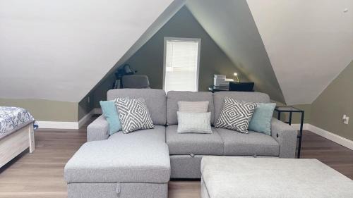Roxbury Apartment | Franklin Park nearby