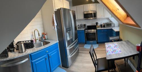 Roxbury Apartment | Franklin Park nearby
