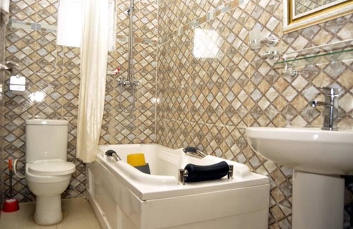 Orozo Hotel | Frankville Hotel