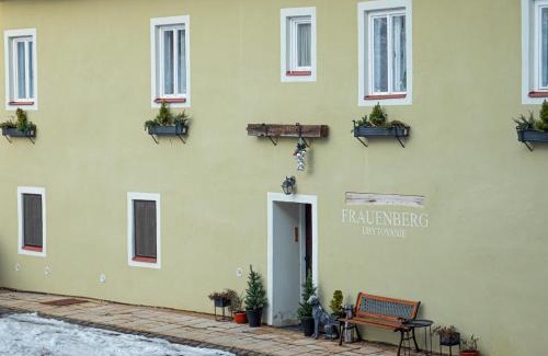 Banska Stiavnica House | Frauenberg