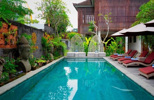 Batuan Apartment | Freddies Villas Ubud – Deluxe Room #01