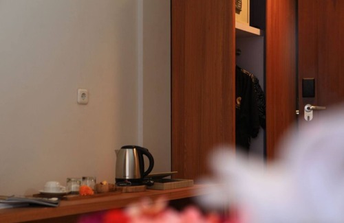 Batuan Apartment | Freddies Villas Ubud – Deluxe Room #10