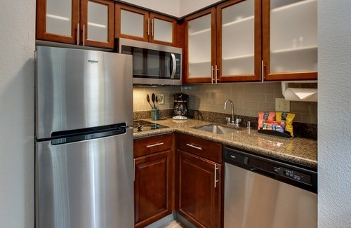 Grant Creek Condo | Free Breakfast. Pool & Hot Tub. Airport Shuttle. Your Next Trip!
