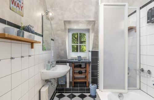 Stadtmitte Apartment | FREE LIVING - Buddha Design, Natur, Parkplatz, Washer