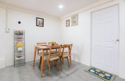 Hat Yai House | Free Netflix 3BR 10 Mins to City Center 3 Mins 7-11