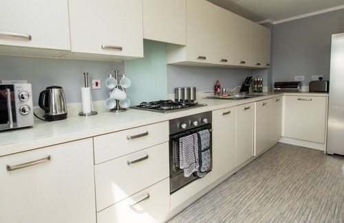 Nottingham House | Free Parking 3 Bedroom House in Nottingham