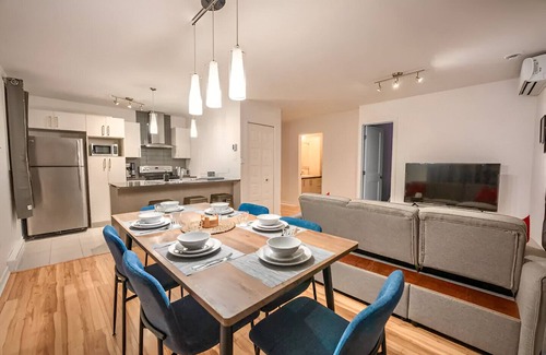Laval-des-Rapides Apartment | Free Parking Condo 3BR 4beds AC WiFi