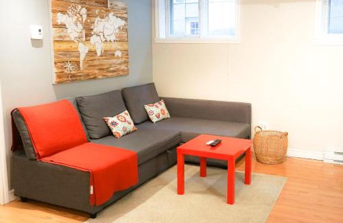 Ahuntsic Apartment | Free Parking - Great 1BR near Henri Bourassa Metro