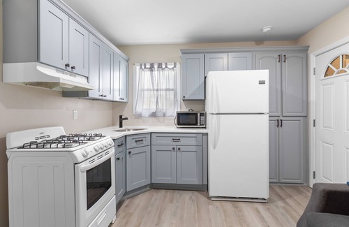 Utica Apartment | Free Parking, Laundry, Wi-Fi, 6 Min WYNN Hosp/Nexus Center, Downtown Utica NY1
