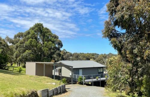 Metung House | Free Spirit in Metung - near the Hotsprings and Golf Course