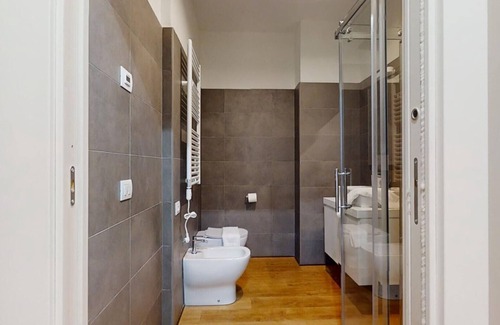 Guastalla Apartment | Freguglia E - Modern & cozy 1 BR steps from Duomo
