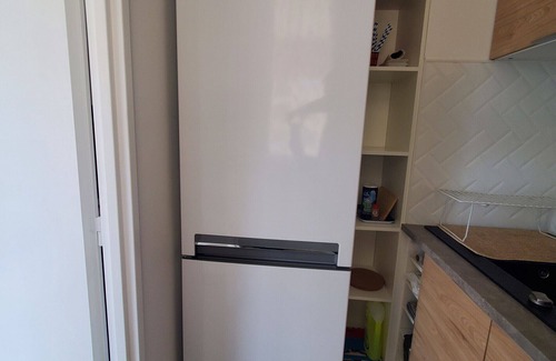 Frejus Plage Apartment | FREJUS Plage La Miougrano Air-conditioned studio of 29 m2 for 2 adults and 2 children, swimming pool, high speed WIFI and parking