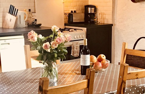 Villefranche-du-Perigord Cottage | French Holiday rental in the Périgord. XVIII th Century stone farmhouse.