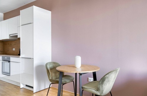 Erdberg Apartment | Fresh Landstraße 1BR w/Pool, Gym & Cellar, nr Hyblerpark, by Blueground