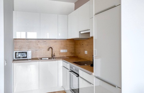Erdberg Apartment | Fresh Landstraße 1BR w/Pool, Gym & Cellar, nr Hyblerpark, by Blueground