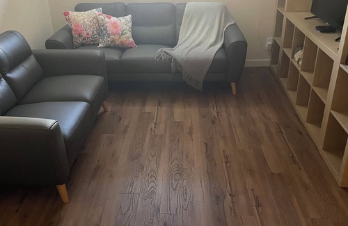 St. Albert House | Fresh new basement suite in historic St. Albert, 15 mins to WEM & local shopping