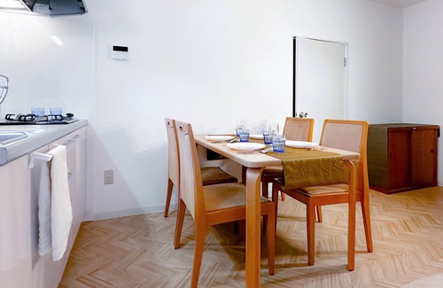 Toshima Apartment | Fresh & Spacious 40sqm. Parkview Apt. - Central Tokyo - 10min Train to Shinjuku