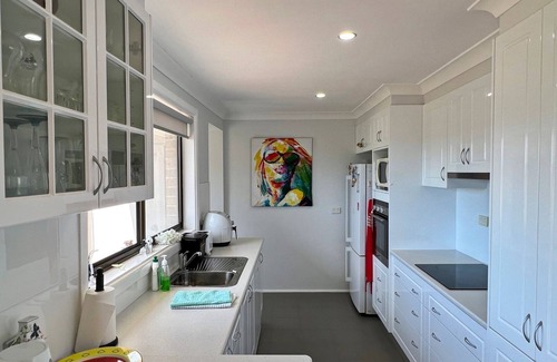 South West Rocks House | Freshly painted 4 bedroom home only a short drive into the heart of our CBD and our fabulous beache