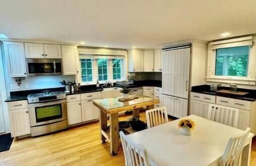 Durham House | Freshly Redesigned, Sunlit Modern Farmhouse