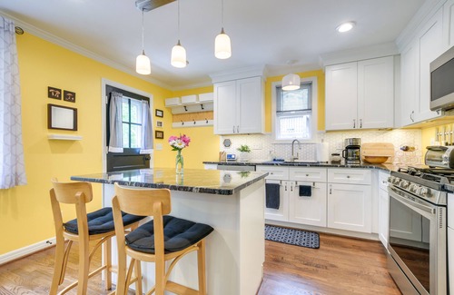 East Raleigh House | Freshly Renovated Raleigh Home Near Downtown!