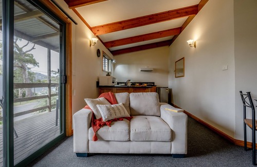 Coles Bay House | Freycinet Cottage 1