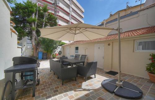 Riou - Petit Juas - Av de Grasse Apartment | FRGK "4 Suites Privées Exclusives"
