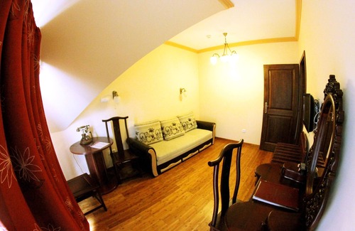 Simontornya Hotel | Fried Castle Hotel and Restaurant