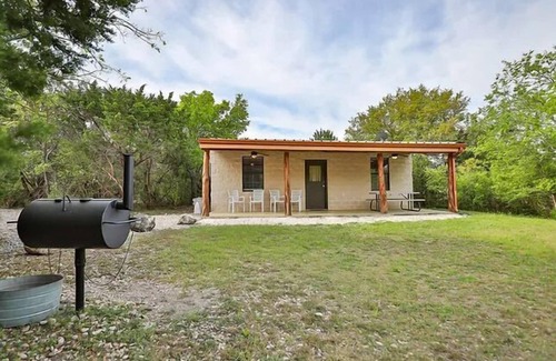 Concan Cabin | Frio Acres Cabin # 4