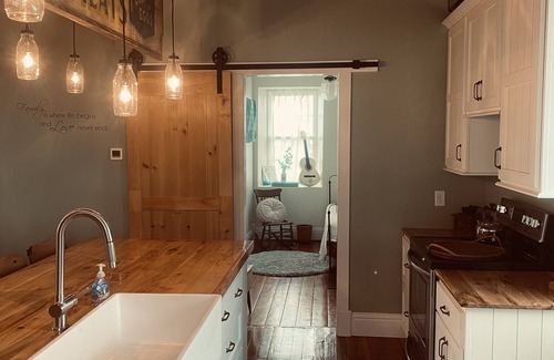 Guttenberg House | Fritz’s Farmhouse. Country getaway.