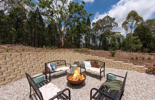 Erudgere House | Frog Hill 8 bedroom luxe rural retreat near town