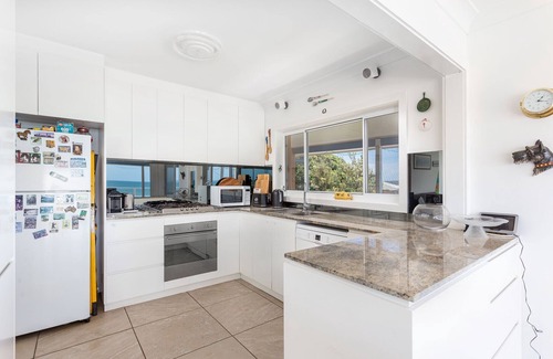 Crowdy Head House | Frolic, Panoramic Coastal Vacation
