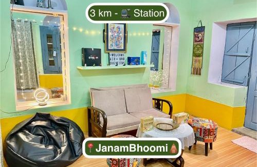 Mathura House | Front Of JanamBhumi MATHURA - DIVINE STAY
